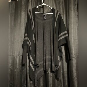 BARELY WORN White House Black Market Long-Sleeve Tonal Ruana Wrap